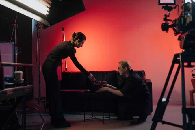 Hayallerinizdeki Roller İçin Sahne Sizin: Ekol Medya Akademi ile Parlayın!