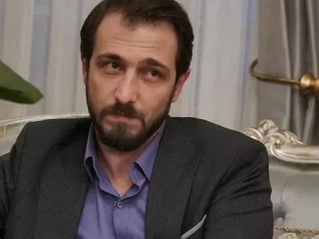 Oyuncu Emrah Altıntoprak'tan Yeni Proje: "Aşk ve Taht" Ekranlara Geliyor!